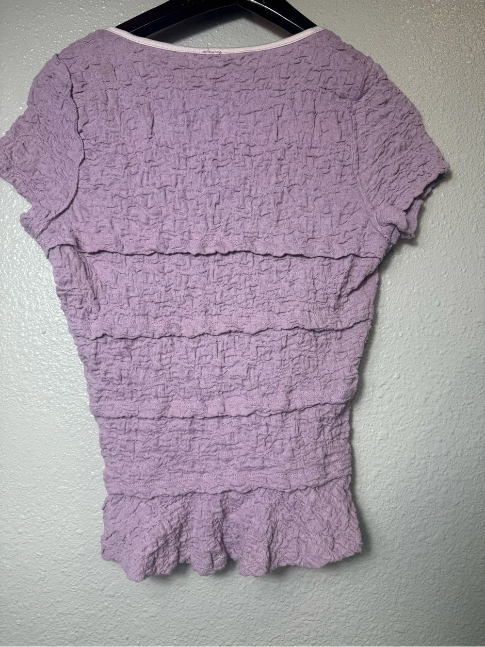 Free People Lavender Textured V-Neck Short Sleeve Top Size Small